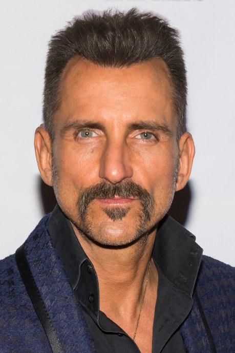 沃斯·史蒂文斯 Wass Stevens照片