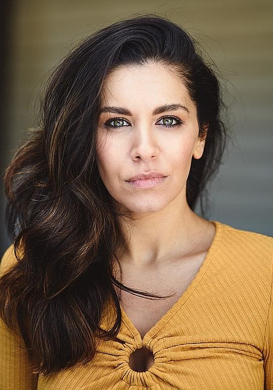 Nicole Chamoun照片