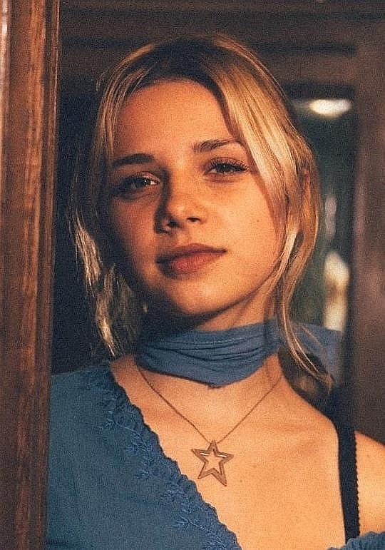 妮尔·凯特莱塞 Nell Cattrysse照片