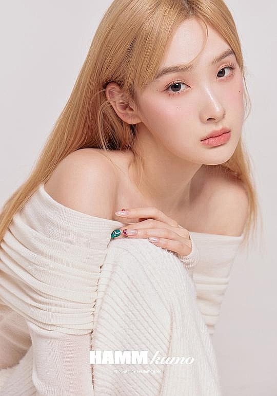 李依心 Yixin Li照片