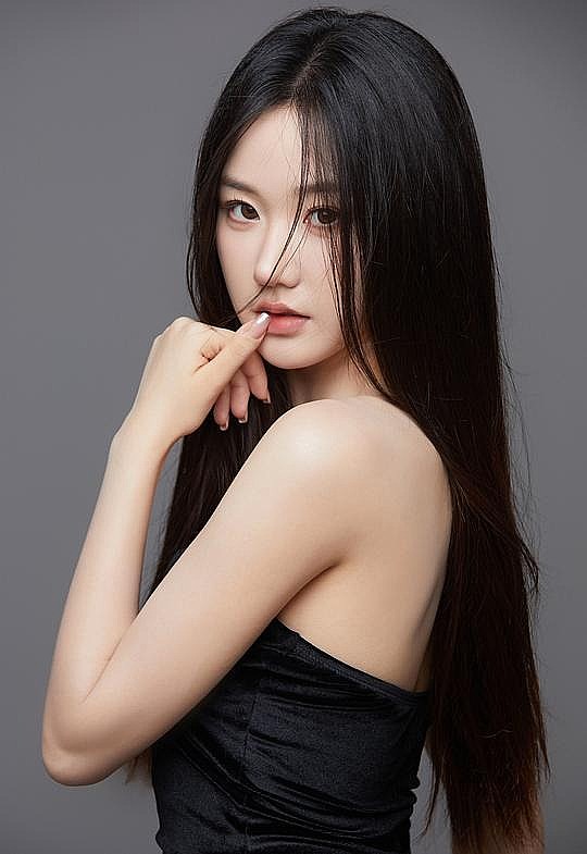 张晋宜 JinYi Zhang照片
