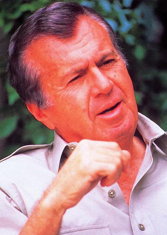 霍华德·齐耶夫 Howard Zieff照片