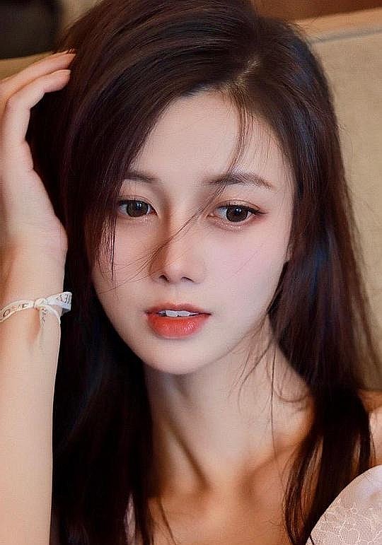 王静 Jing Wang照片