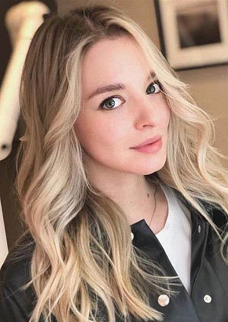 克丽珊蒂娜·亚历山德罗娃 Kristina Aleksandrova照片