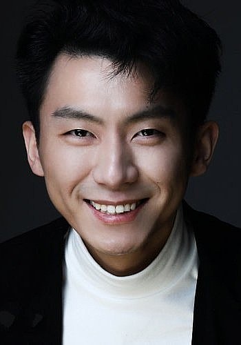 谭鑫磊 Xinlei Tan照片