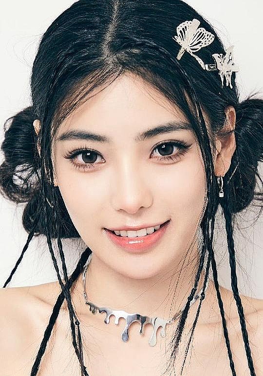 朱湉亿 Tianyi Zhu照片