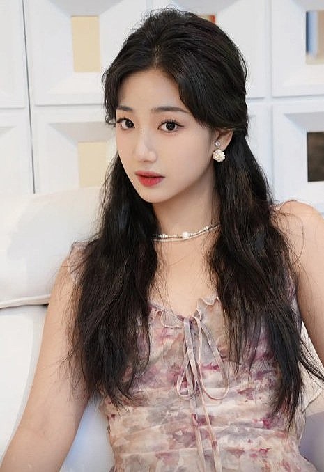 杨殊予 Shuyu Yang照片