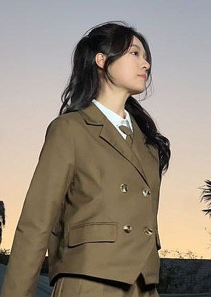 郑晨雨 Zhen Chenyu照片