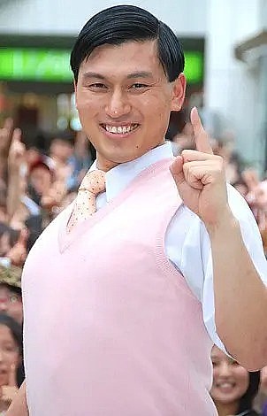 春日俊彰 Toshiaki Kasuga照片