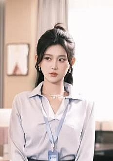 杨珊子 Yang Shanzi照片