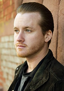 汤姆·盖里 Tom Guiry照片