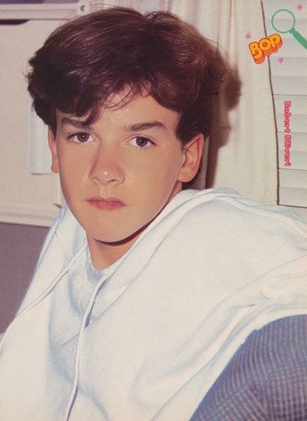 罗伯特·奥利维里 Robert Oliveri照片