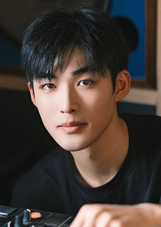 周添宇 Tianyu Zhou照片