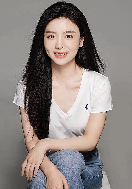 杨子菲 Zifei Yang照片