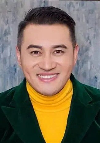 周晓瑞 Xiaorui Zhou照片