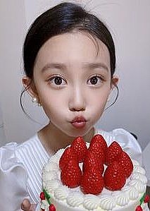 张诗婍 Shiqi Zhang照片