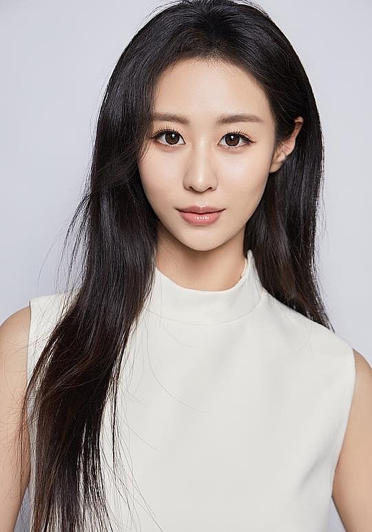 左镜伯 Jingbo Zuo照片