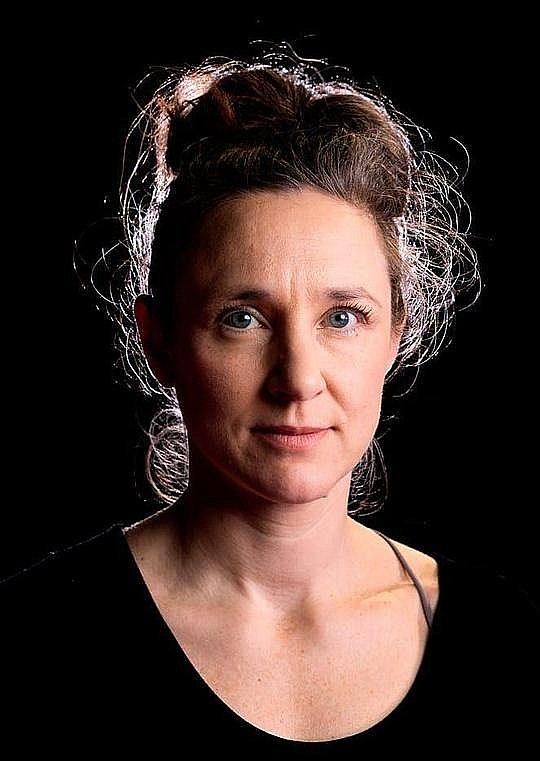 卡琳·代·弗鲁梅丽 Karin de Frumerie照片