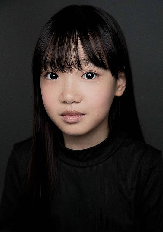 金莎琅 Kim Sa-rang照片
