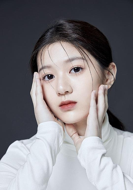 范静雯 Jingwen Fan照片