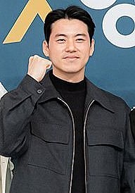 金宰弘 Jae-hong Kim照片