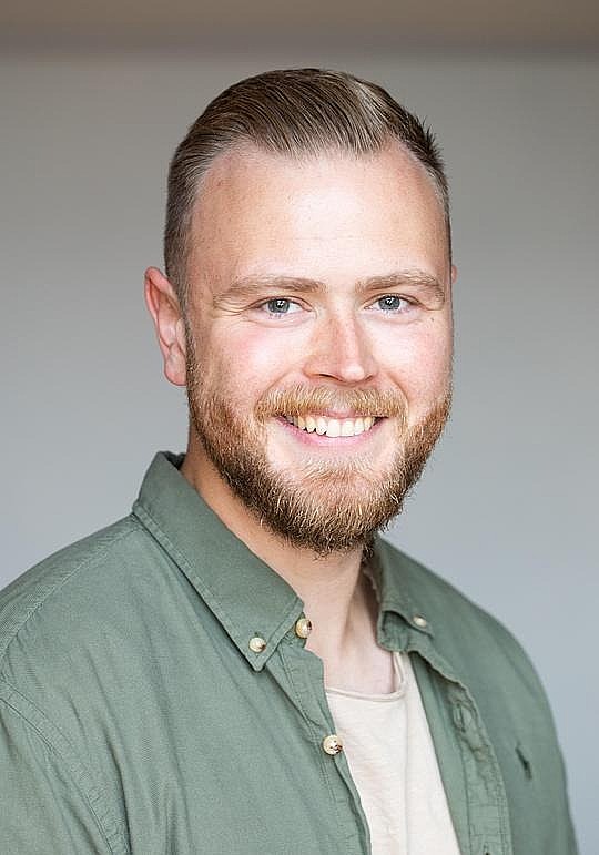 奥斯吉尔·古纳尔松 Asgeir Gunnarsson照片