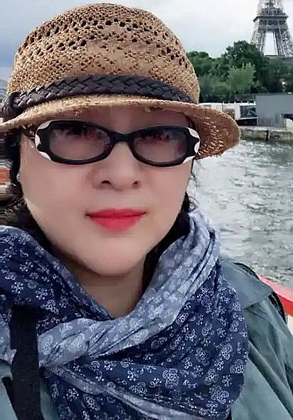 王贺 He Wang照片