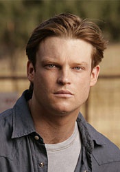 布拉德·比耶尔 Brad Beyer照片