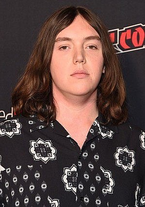 哈尔·库普斯顿 Hal Cumpston照片