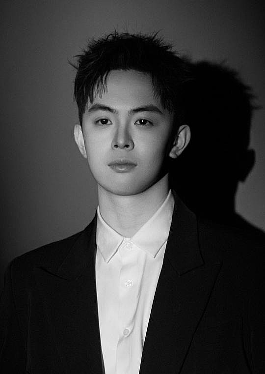 胡乔枫 Aaron Hu照片