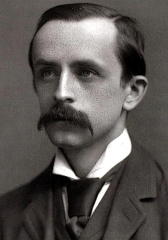 詹姆斯·巴里 J.M. Barrie照片