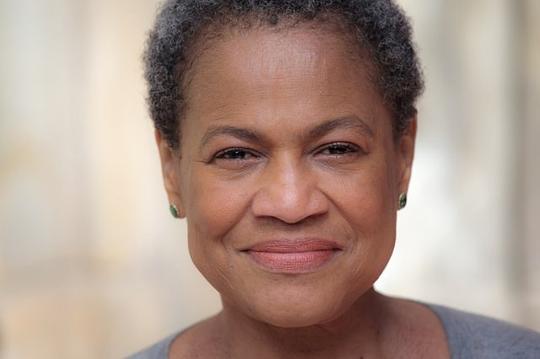 米歇尔·赫斯特 Michelle Hurst照片