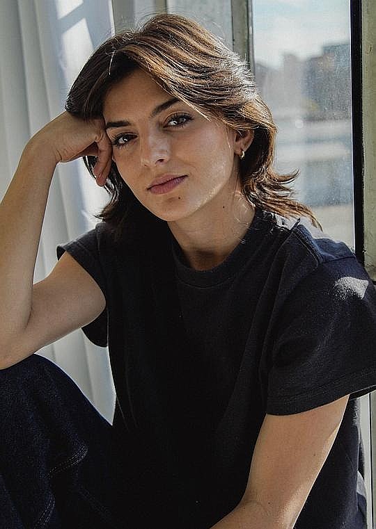 麦肯纳·瑟伯 McKenna Thurber照片