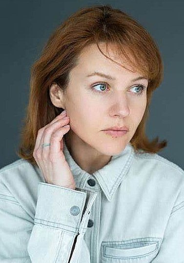 波琳娜·多林多 Polina Dolindo照片