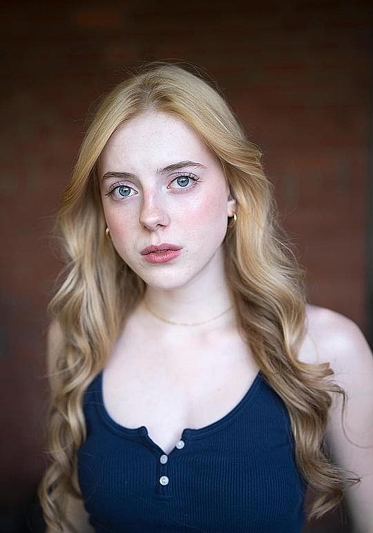 莉迪亚·珀尔·彭茨 Lydia Pearl Pentz照片