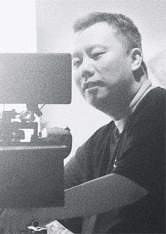 宛峰 Feng Wan照片