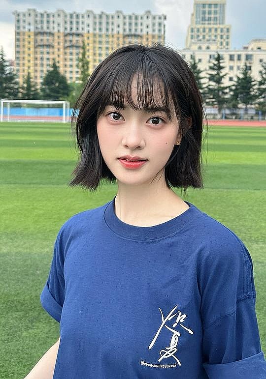 徐媛屹娜 Yuanyina Xu照片