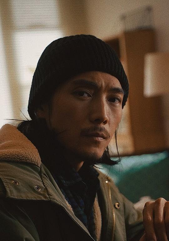 周震深照片