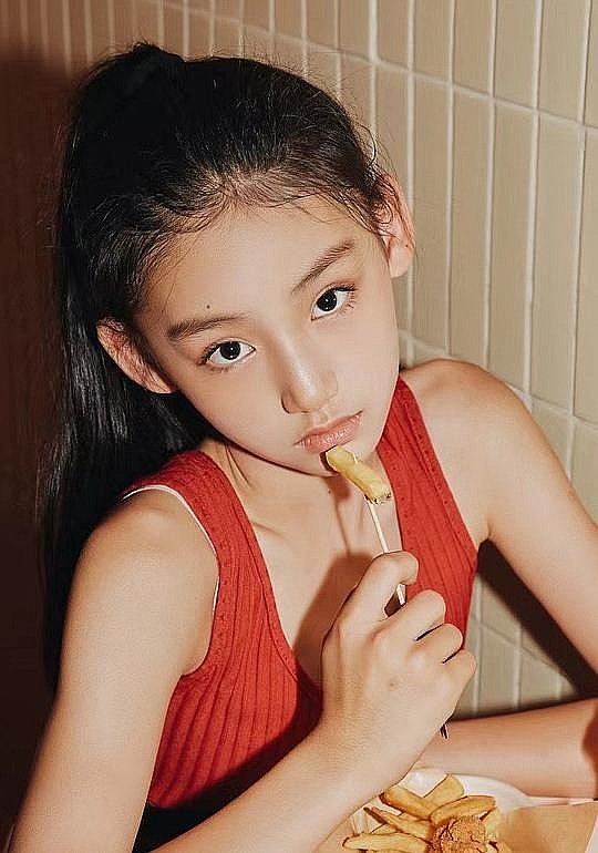 刘佳玺 Jiaxi Liu照片