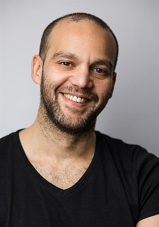 米夏埃尔·阿拉维 Mikaël Alhawi照片