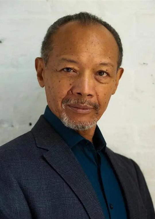 保罗·卡尔德龙 Paul Calderon照片