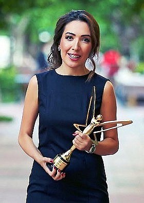 Deniz Akçay照片