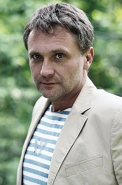 Bernhard Schir照片