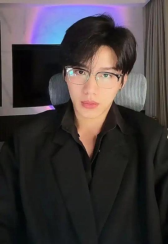 李子杰 Li Zijie照片