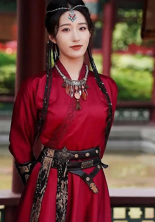 宋喃 Son Nan照片