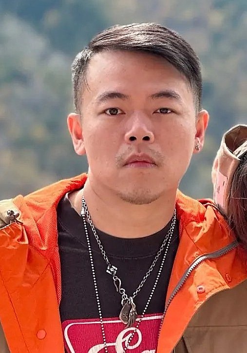 王皓 Eric照片