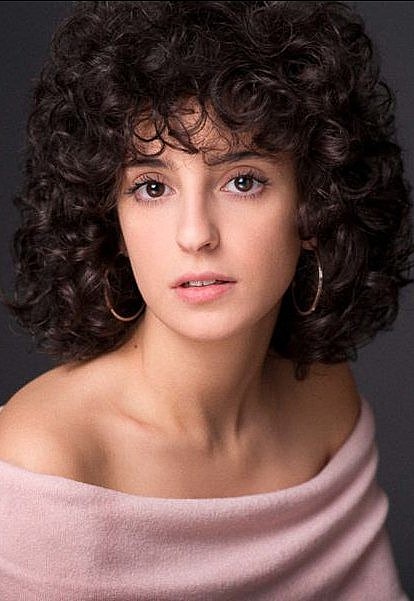 艾丽西娅·阿门特罗斯 Alicia Armenteros照片
