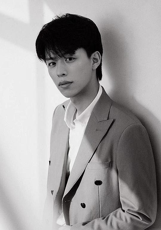 丛鑫 Xin Cong照片