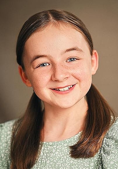 爱丽丝·特纳 Alice Turner照片