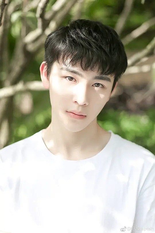 舒瀚 Han Shu照片